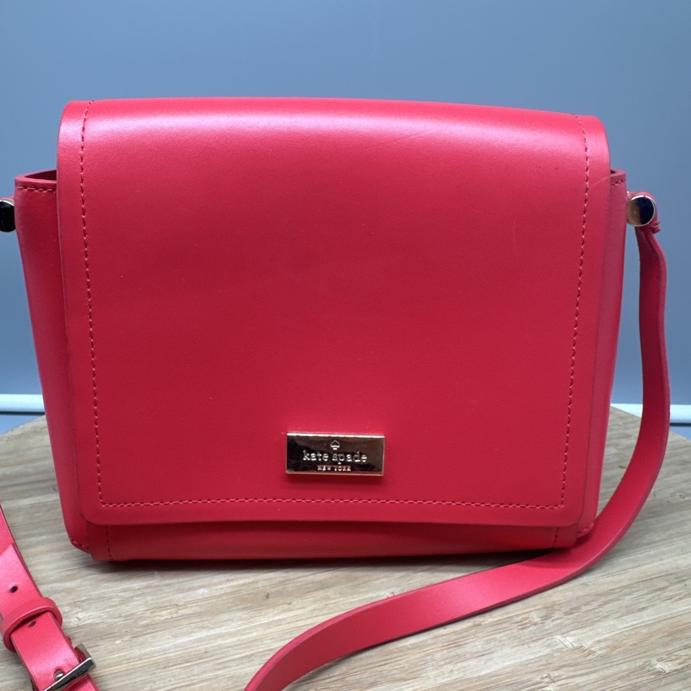 Kate Spade New York Avva Arbour Hill Red Pink Leather Crossbody Bag - $199